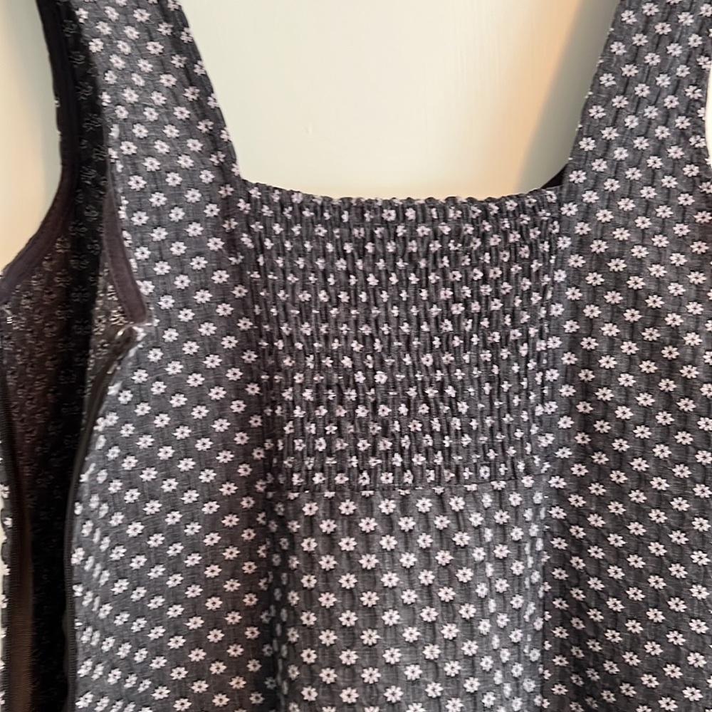 Dress - Picture 5 of 6